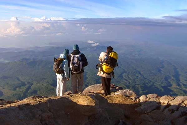 Menelisik Gunung Agung dan spiritualitas warga Bali