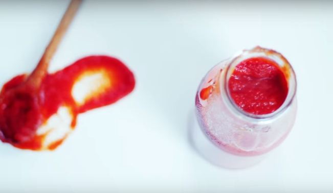 Cara simpel membuat saus pedas yang sehat, kamu wajib coba