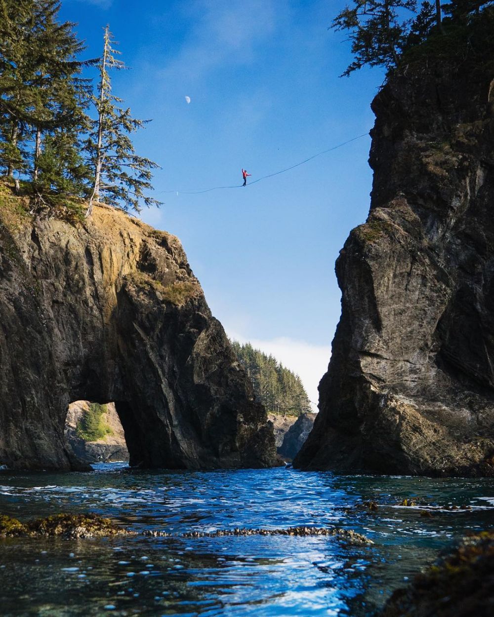 Potret 15 orang 'punya banyak nyawa' ini bikin ketar-ketir