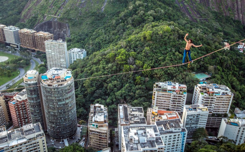 Potret 15 orang 'punya banyak nyawa' ini bikin ketar-ketir