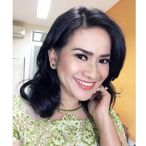 Nggak menor, 7 pedangdut ini justru penampilannya terlihat elegan