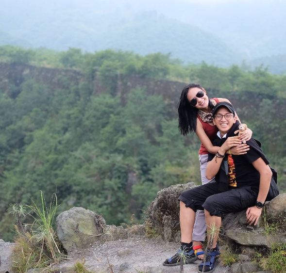 Sama-sama jadi Agus di Jomblo, ini 10 beda gaya Ringgo-Ge Pamungkas