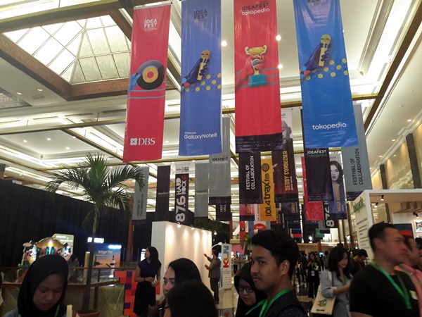 Para millenial memenuhi JCC di IDEAFEST 2017 hari pertama! Seru banget