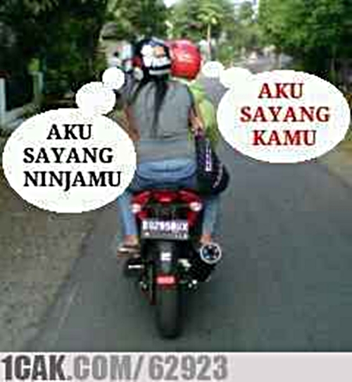 10 Meme cewek naik motor ini serunya nggak tanggung-tanggung