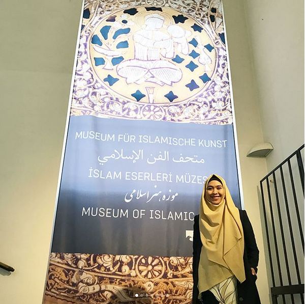 10 Kegiatan Oki Setiana Dewi di Jerman, hamil 7 bulan tetap prima