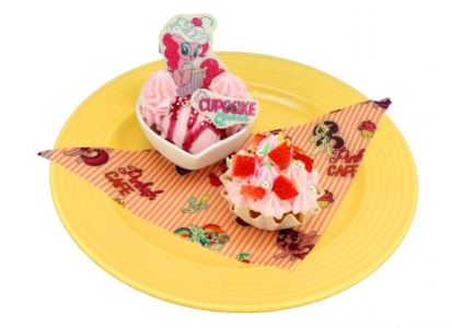 Kafe bertema kartun kuda poni ini unik dan menunya tak kalah nyentrik