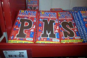 12 Papan penanda unik di supermarket ini bikin kamu tersenyum kecut