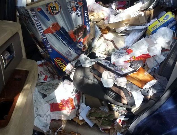 10 Mobil ini jorok banget, bikin nggak betah berkendara