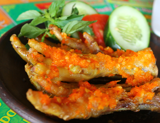 10 Kreasi penyetan kekinian, dari udang hingga bakso