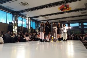 Kolaborasi dengan Disney, ini dia koleksi desainer Patrick Owen