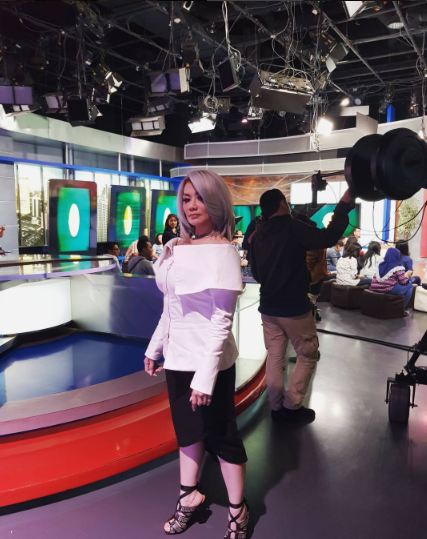 10 Gaya terkini Reza Artamevia, makin hits dan bikin pangling