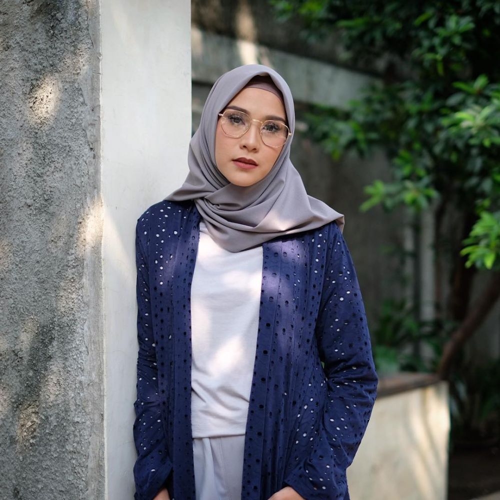 Dari penampilan, sulit dipercaya 5 seleb ini sudah punya banyak anak