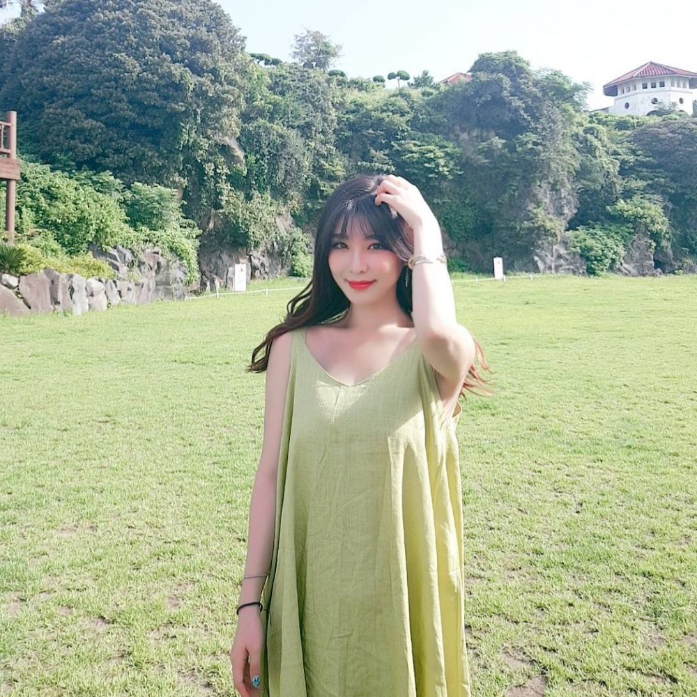 Park Hyun-seo, dosen yang nggak kalah cantik sama bintang Korea