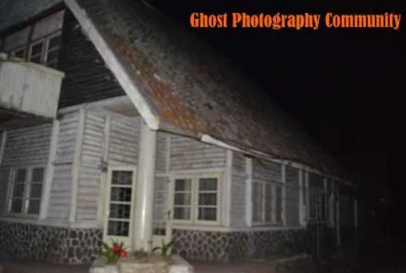 6 Fakta ngerinya rumah Pengabdi Setan ketika didatangi pemburu hantu