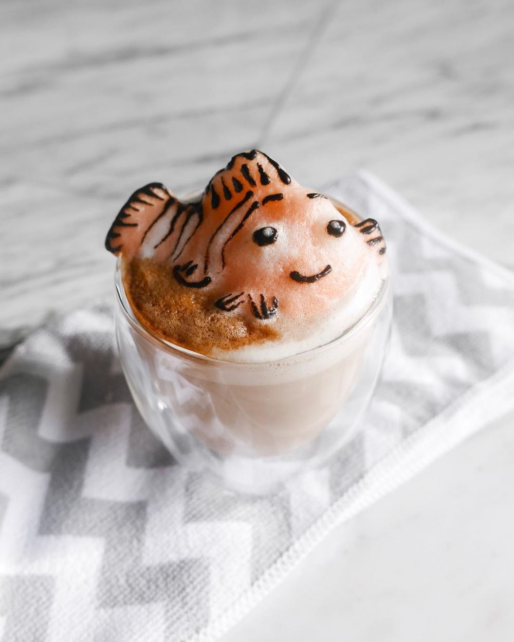 10 Latte art 3D ini gemesin parah, bisa gerak saat digoyang