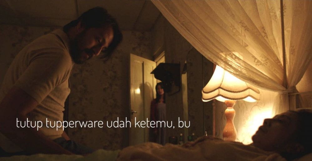 15 Foto parodi 'bapak bilang' di film Pengabdi Setan ini kocak abis