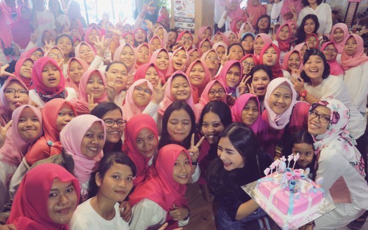 Ini 5 kejutan di ulang tahun Prilly Latuconsina, ada yang bikin baper
