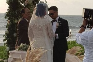 Nggak hanya Derbi-Claudia, 5 pernikahan seleb ini juga nyentrik abis