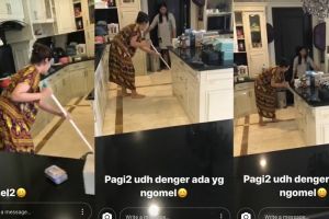 Cuek, begini gaya Ashanty saat ngepel lantai di hadapan ARTnya