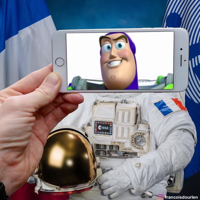 15 Penggabungan gambar di HP & benda sekitar ini pas & keren banget