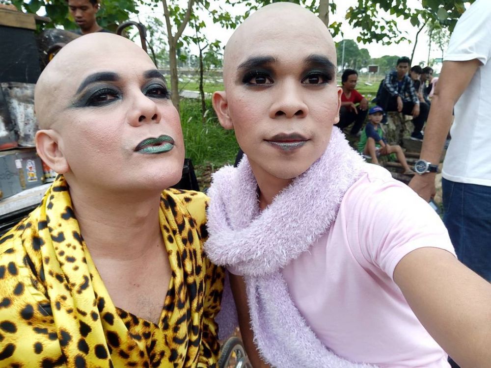 10 Gaya Dewi Perssik & Rama Purba saat syuting Si Manis Jembatan Ancol