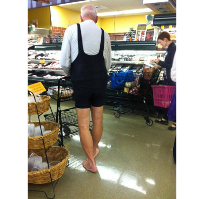 14 Orang ini kelakuannya kelewat santai, bikin geregetan