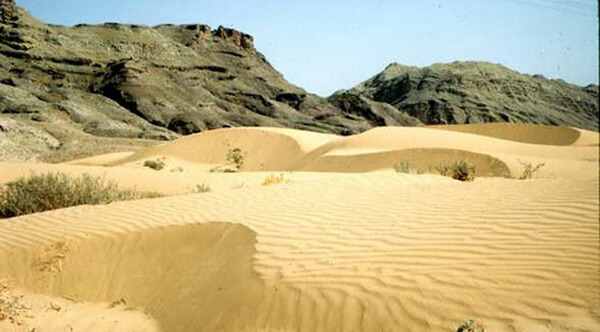 10 Tempat di dunia yang punya suhu paling panas, keringatan terus deh