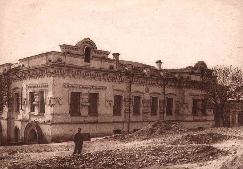 Begini nasib tragis 4 keluarga kerajaan saat monarki dihapuskan