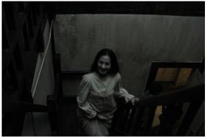 3 Adegan ini dibuang di film Pengabdi Setan, isinya apa ya?