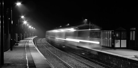 5 Kisah transportasi berhantu ini dijamin bikin kamu takut ...