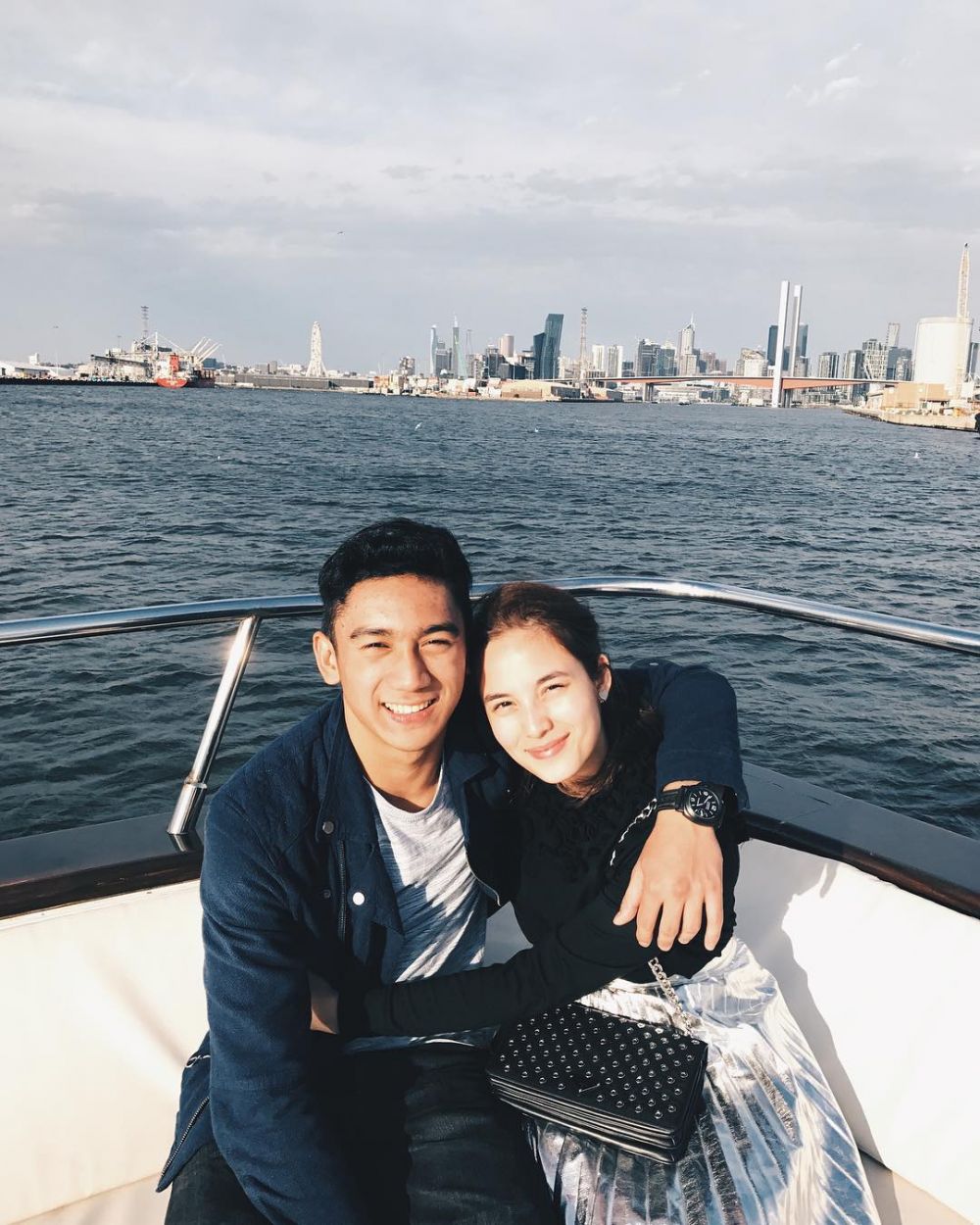 Makin lengket, ini 9 momen mesra Chelsea Islan dengan Daffa Wardhana