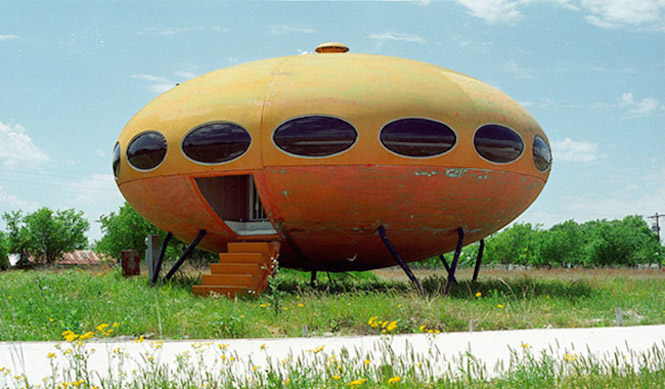 15 Bentuk rumah unik yang bikin nggak percaya kalau beneran ada