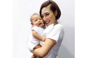 Makin langsing usai melahirkan anak kedua, ini 'rahasia' Ayu Dewi