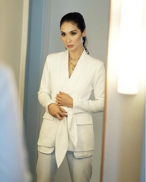 Demi peran, 7 seleb Tanah Air ini rela belajar kendarai sepeda motor