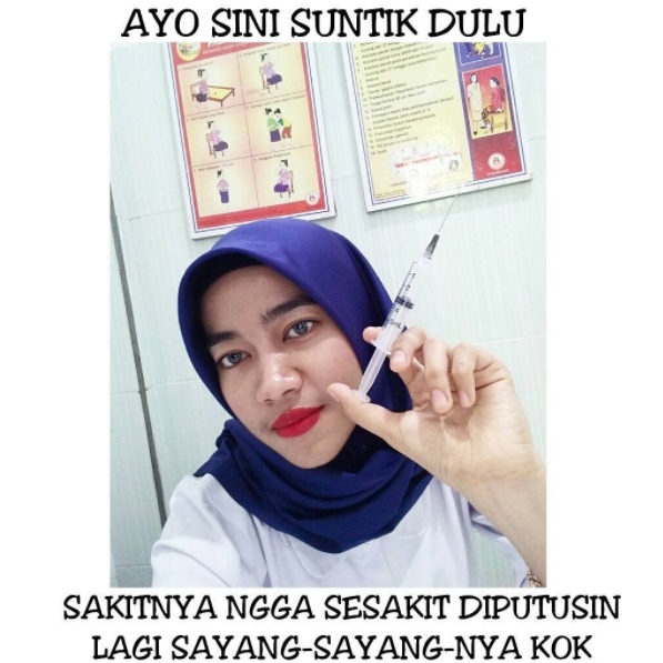 12 Meme seputar dokter ini lucunya bikin pengen pura-pura sakit