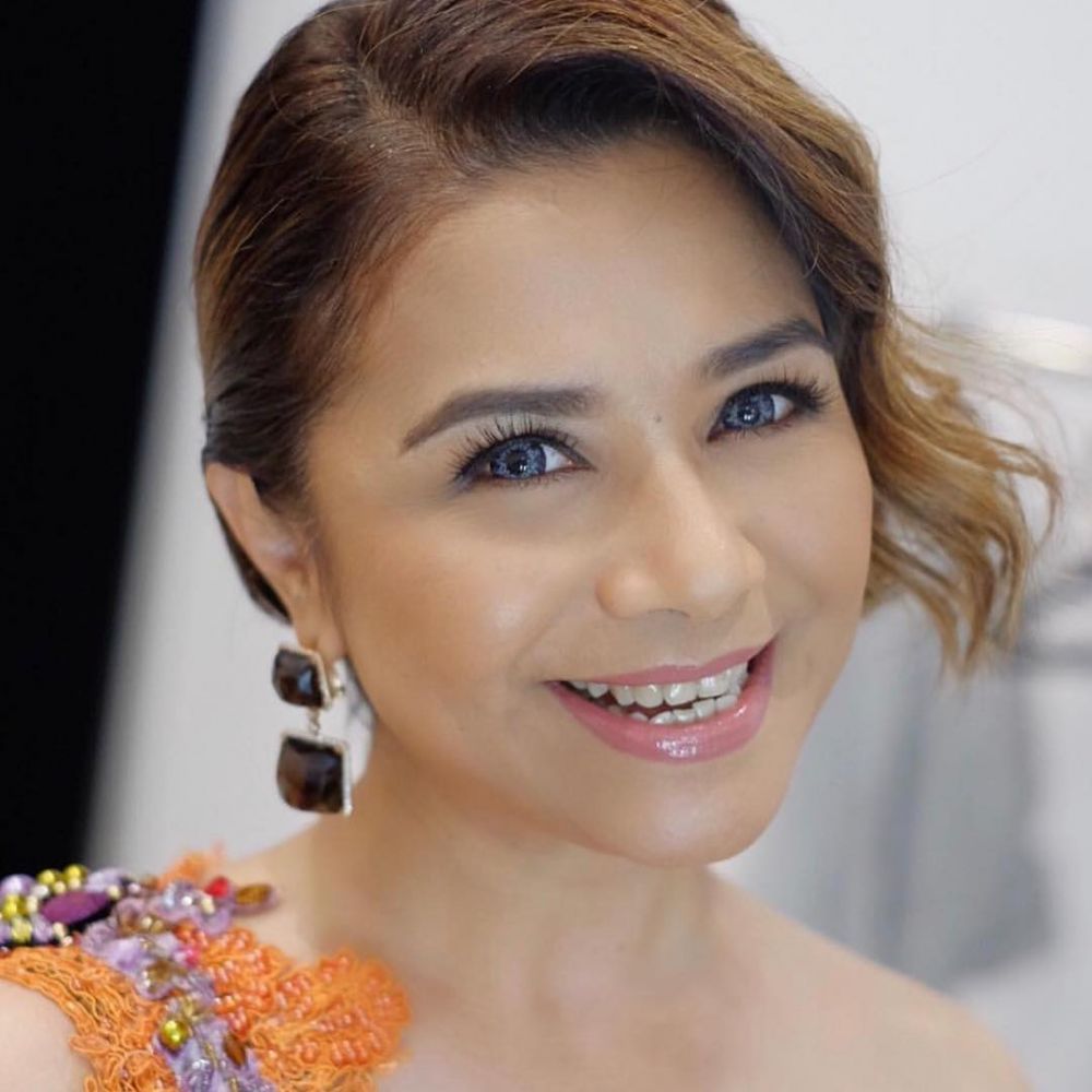 8 Bukti sahih Ruth Sahanaya cantiknya awet meski berusia setengah abad