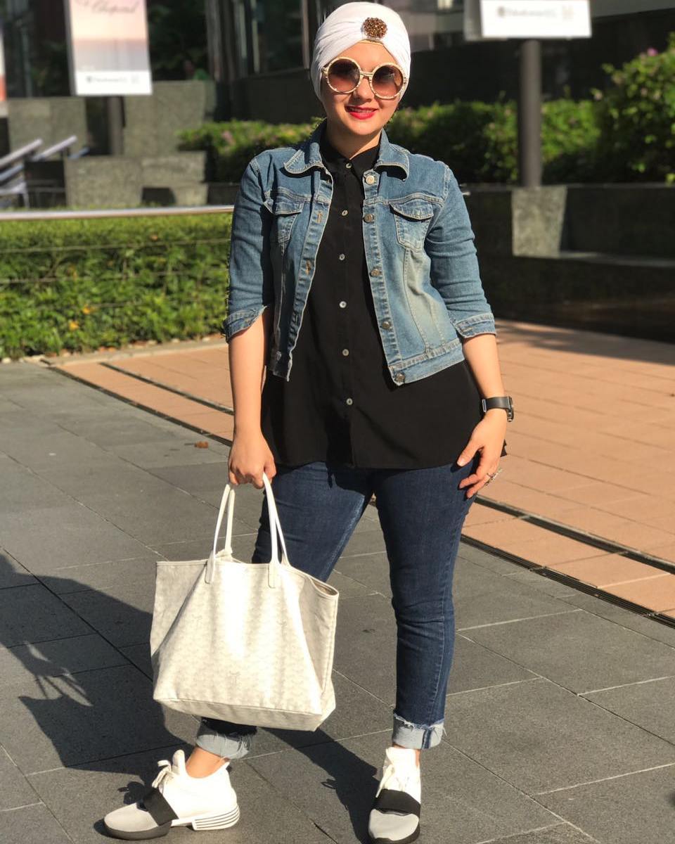 10 Bukti istri Eko Patrio penampilannya tak kalah cetar dari Syahrini