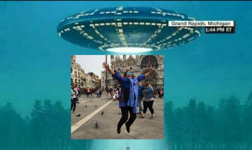 10 Foto editan pose seleb Bollywood saat liburan ini ada-ada aja