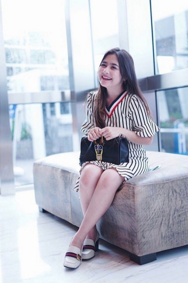 7 Momen Prilly Latuconsina tampil dewasa dan berkelas, panen pujian