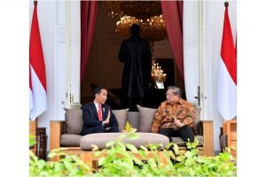 Difasilitasi oleh AHY, begini isi pertemuan Jokowi-SBY