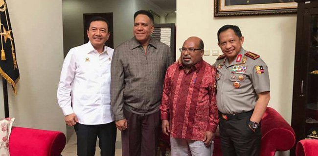 Difasilitasi oleh AHY, begini isi pertemuan Jokowi-SBY