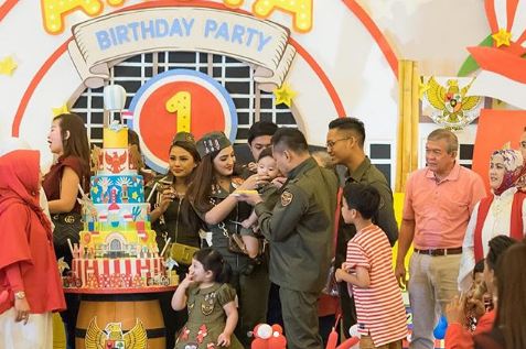 10 Momen meriahnya acara ultah anak Ashanty-Anang, bertema tentara