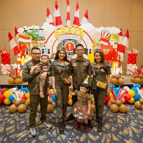 10 Momen meriahnya acara ultah anak Ashanty-Anang, bertema tentara