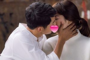 6 Momen Song-Song Couple di lokasi pernikahan, bentar lagi sah!