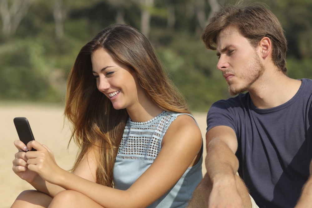 6 Rahasia yang harus disimpan dari pasangan dalam sebuah hubungan