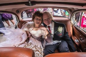 Sempat tak direstui, pria ini bisa nikahi kekasihnya 40 tahun kemudian