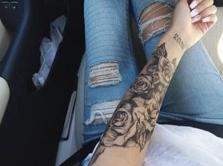 10 Tato bunga ini bikin cewek makin terlihat seksi