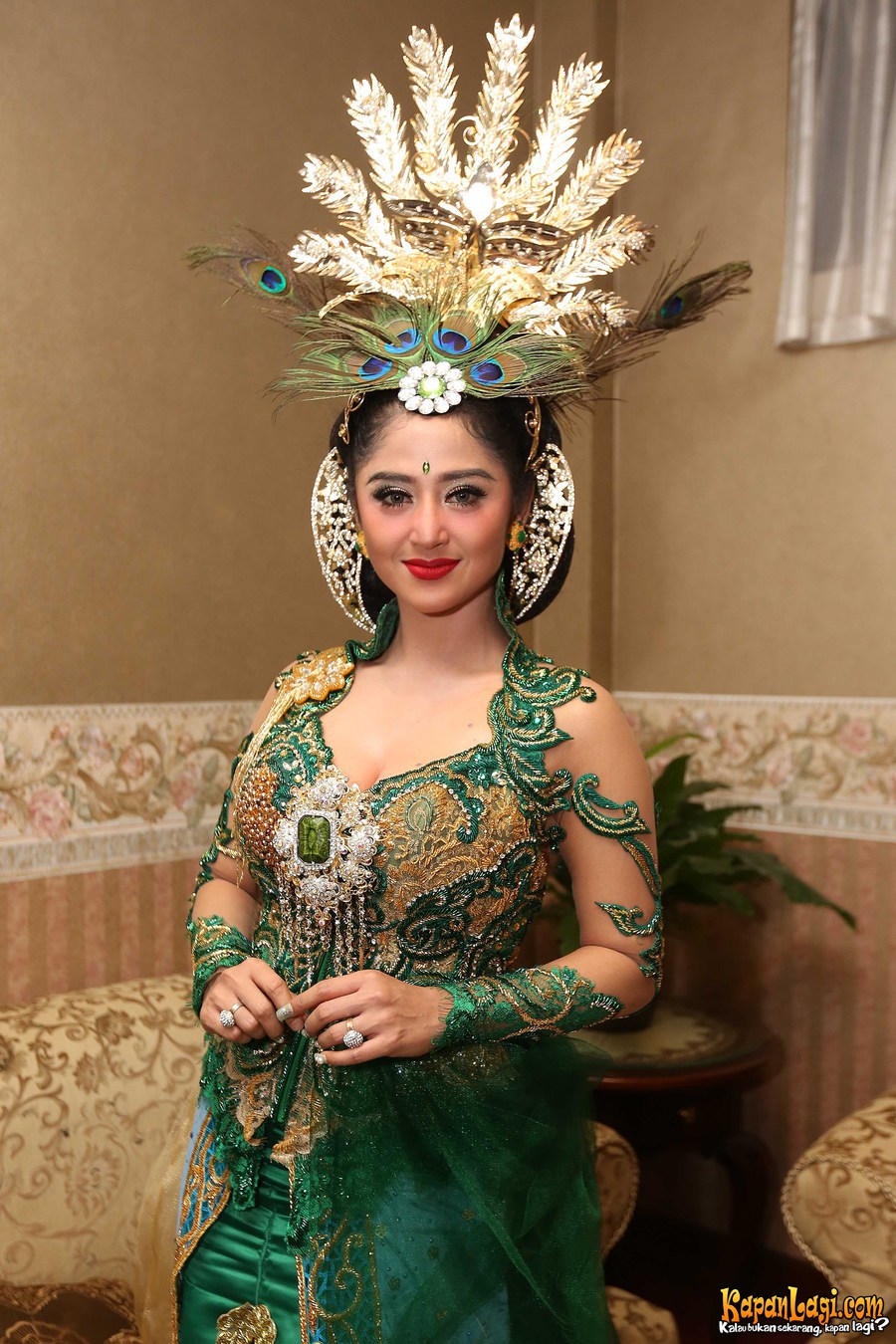 5 Aktris ini pernah lakukan ritual Kejawen, melestarikan budaya