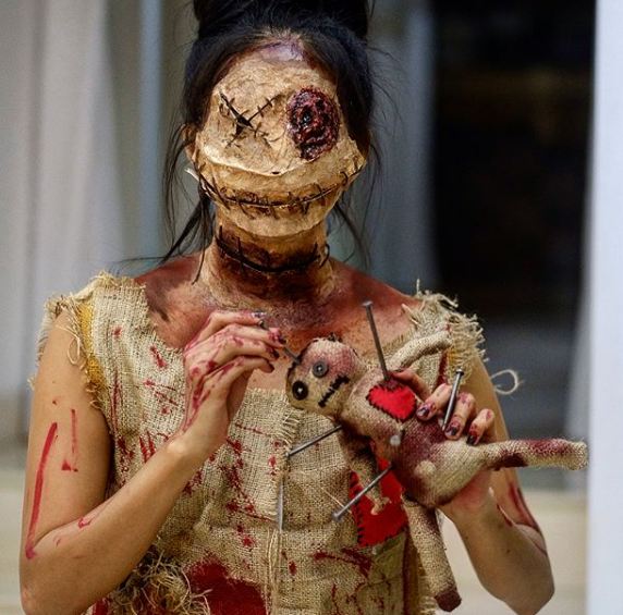 Gaya 6 seleb Tanah Air saat pakai kostum Halloween