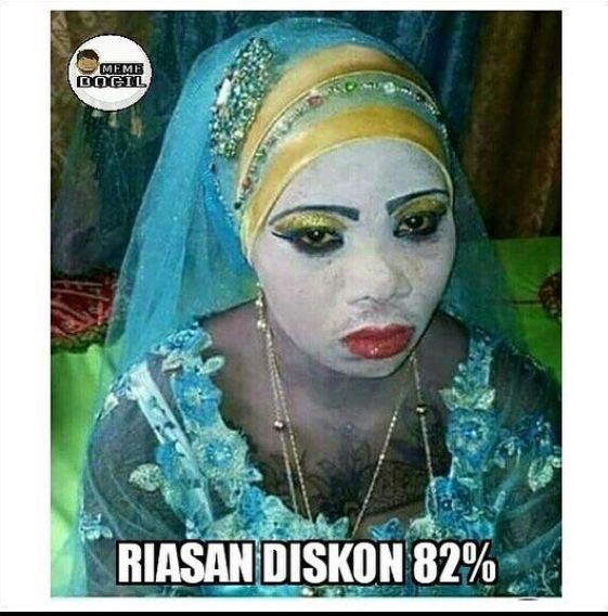 10 Meme minta perhatian di media sosial ini absurd abis